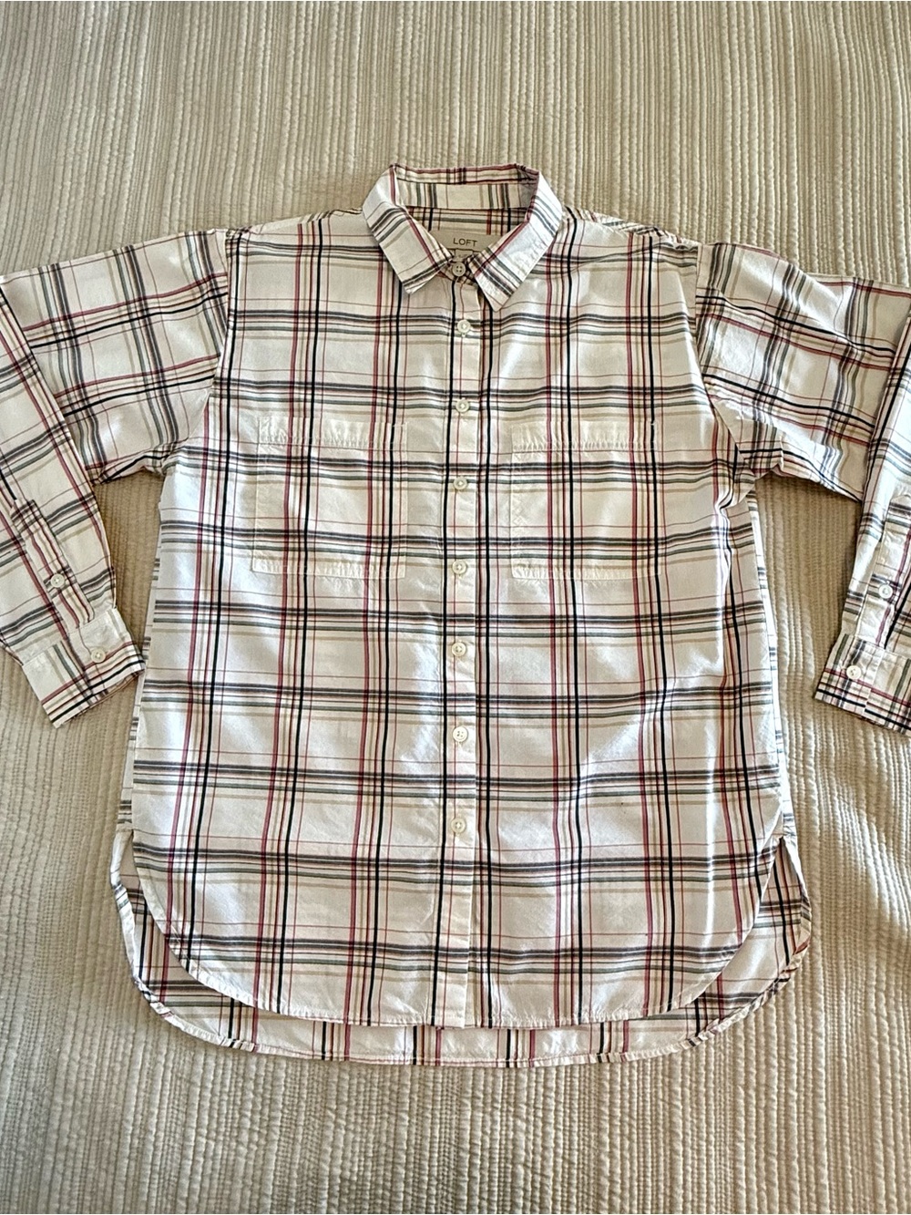 Loft Plaid Button Front Shirt in Pink & Navy. Size S